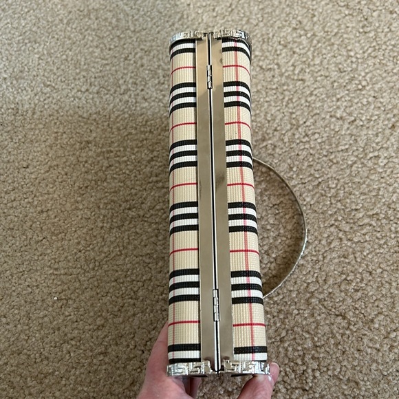 Fashion Plaid Vinyl/Silver Tone Metal Purse - Picture 6 of 10